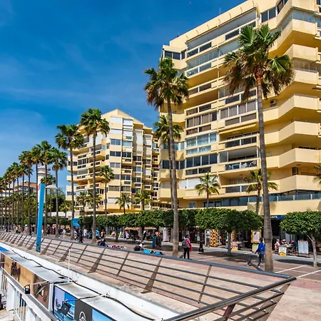 En Front De Апартаменти *