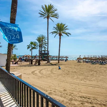 Апартаменти En Front De *