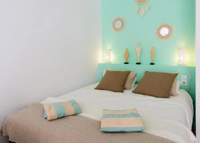 Apartament En Front De *