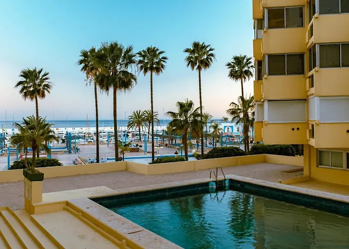 Apartament En Front De *