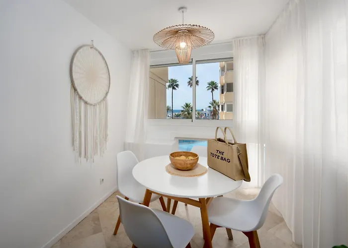 En Front De マルベーリャ